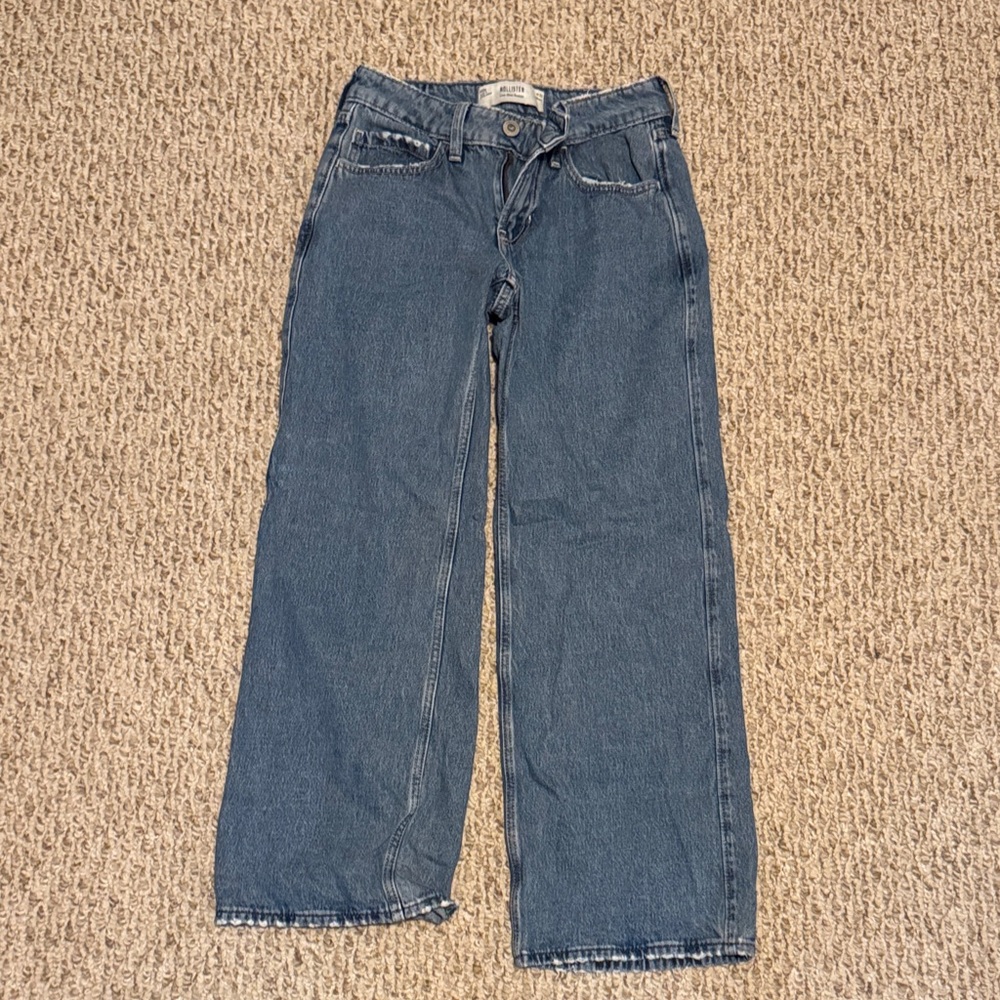 Hollister low rise baggy jeans short